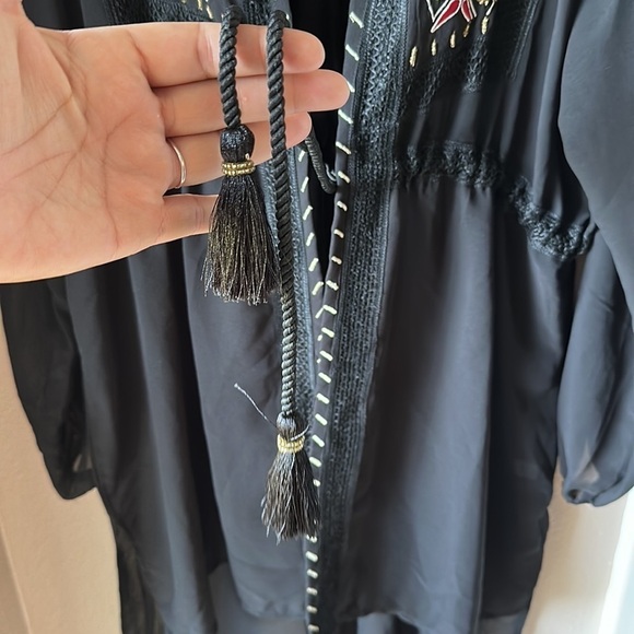 CATO Embroidered Long Sleeve Kimono Coverup - Picture 6 of 9